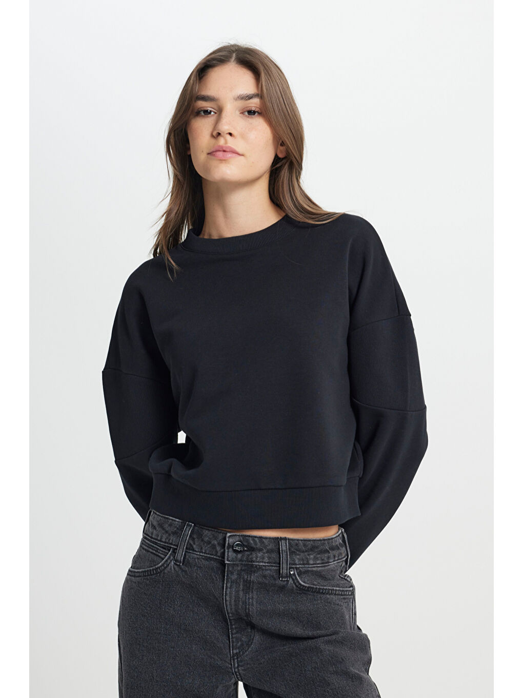 Siyah Relaxed Fit Geniş Kesim Bisiket Yaka Antrasit Sweatshirt-1