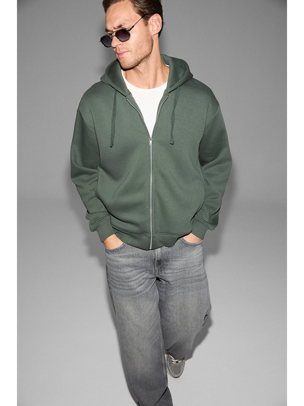 Ashby Erkek Kapüşonlu Fermuarlı Cepli Kordonlu Boxy Kalıp Yeşil Sweatshirt-4