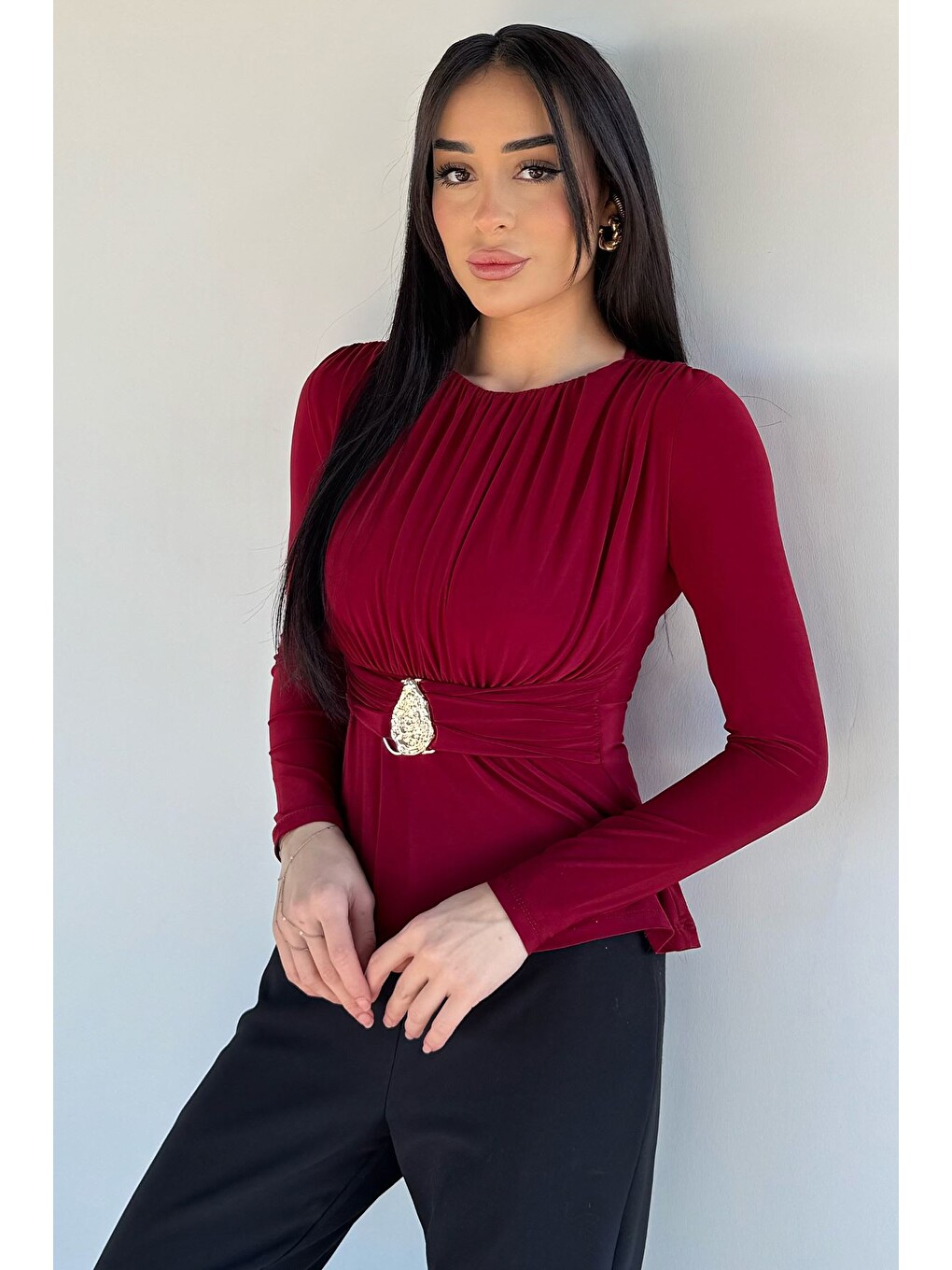 Bordo Kadın Pileli Bel Lastikli Gold Toka Detaylı Bluz-1
