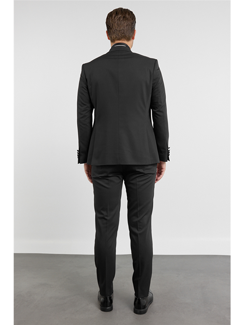 Siyah Kılıç Yaka Düz Desen 6 Drop Slim Fit Esnek Yelekli Takım Elbise 1001260288-4