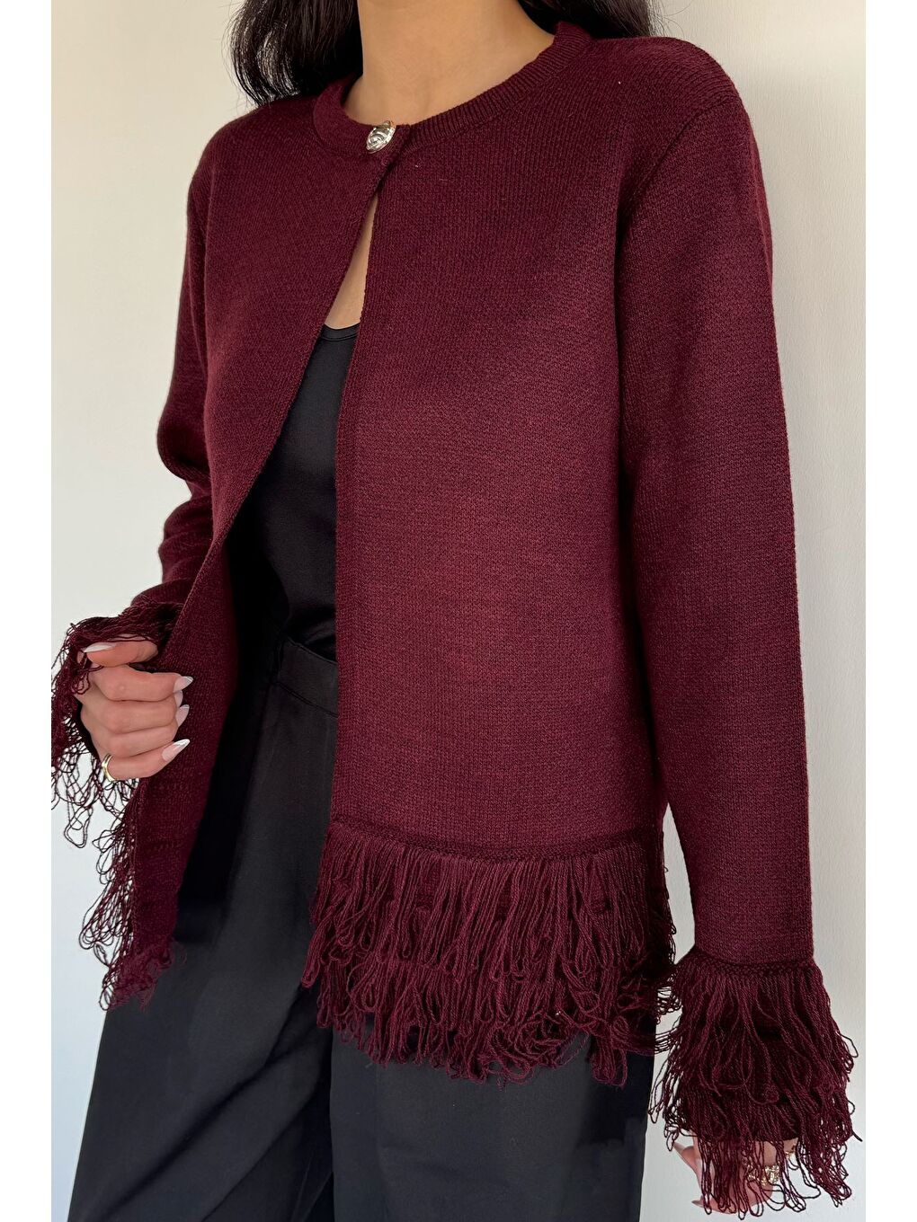 Bordo Kadın Püsküllü Triko Hırka