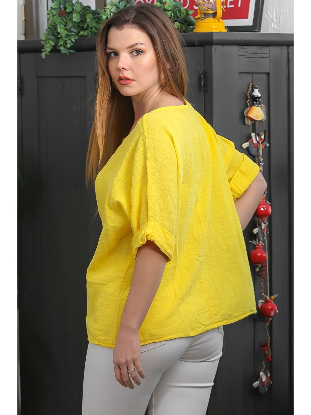 İtalyan Petrol Yeşili Havuz Yaka 3/4 Kol Casual Keten Karışımlı Dokuma Bluz-6