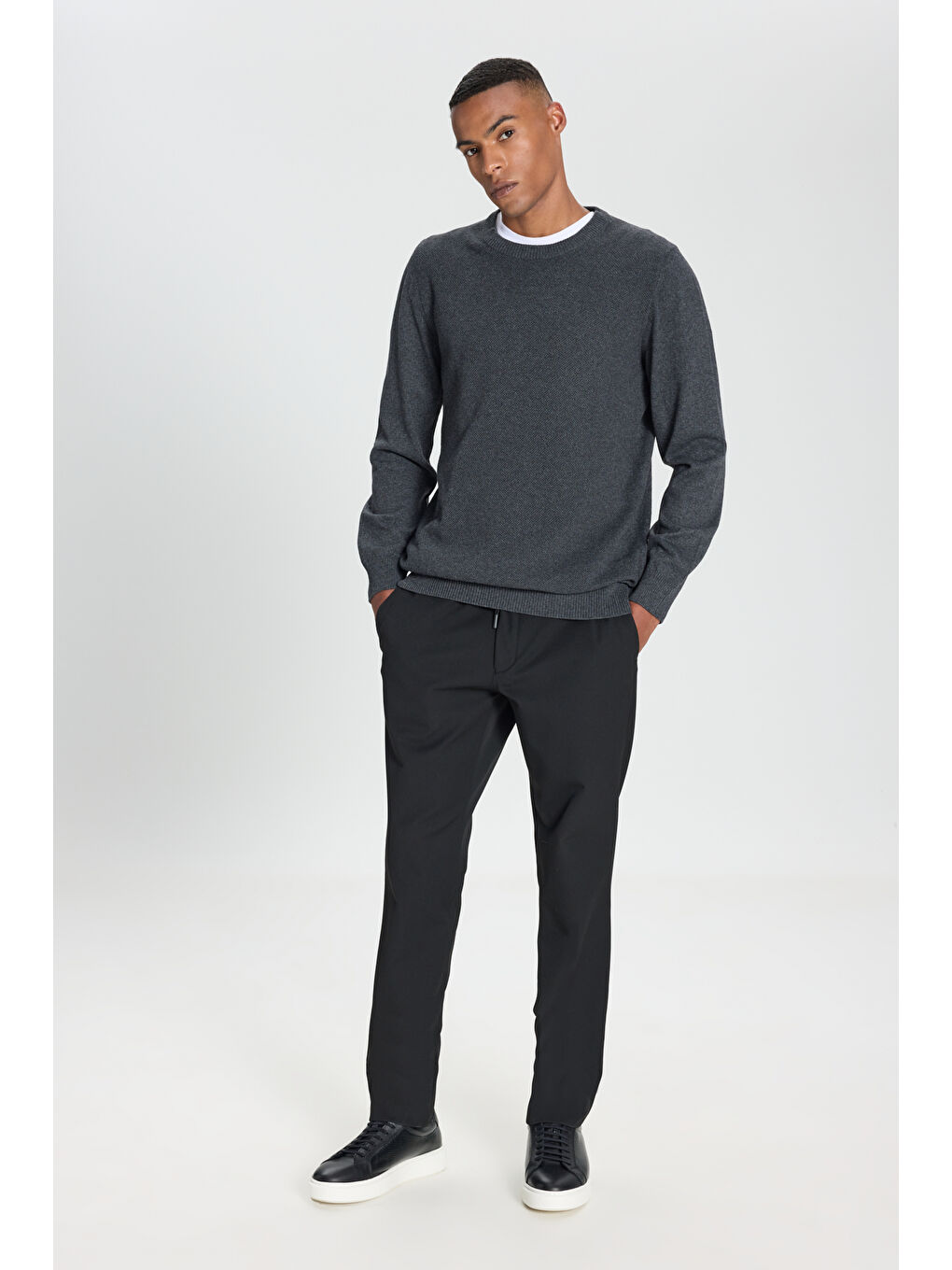 Erkek Antrasit-Melanj Pamuklu Standart Fit Normal Kesim Bisiklet Yaka Jakarlı Triko Kazak-1