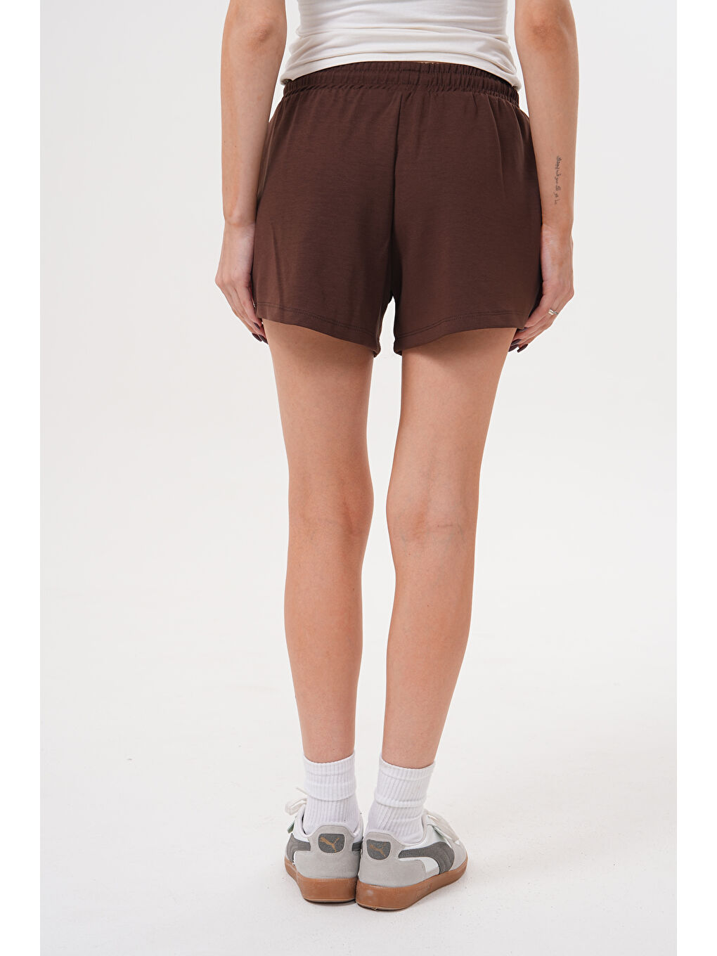 Kahverengi Kadın Modal Şort Beli Lastikli Cepli Şort MODAL-ŞORT-2
