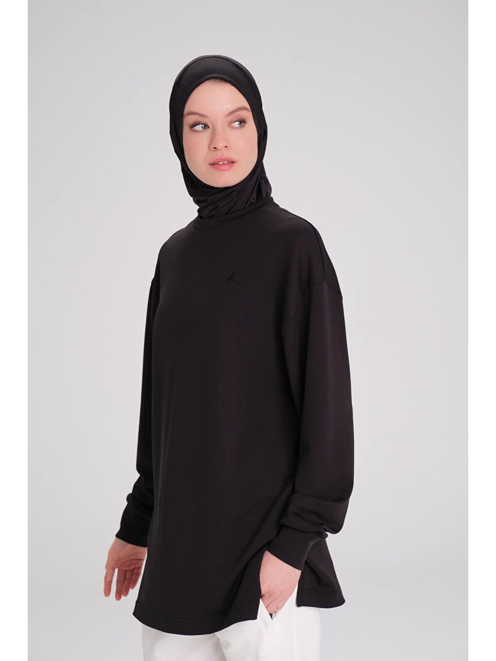 Yumuşak Dokulu Oversize Siyah Basic Günlük Sweatshirt Act-14-1