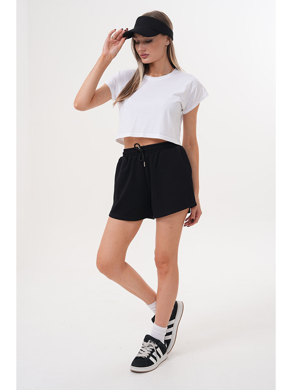 Siyah Kadın Modal Şort Beli Lastikli Cepli Şort MODAL-ŞORT-3