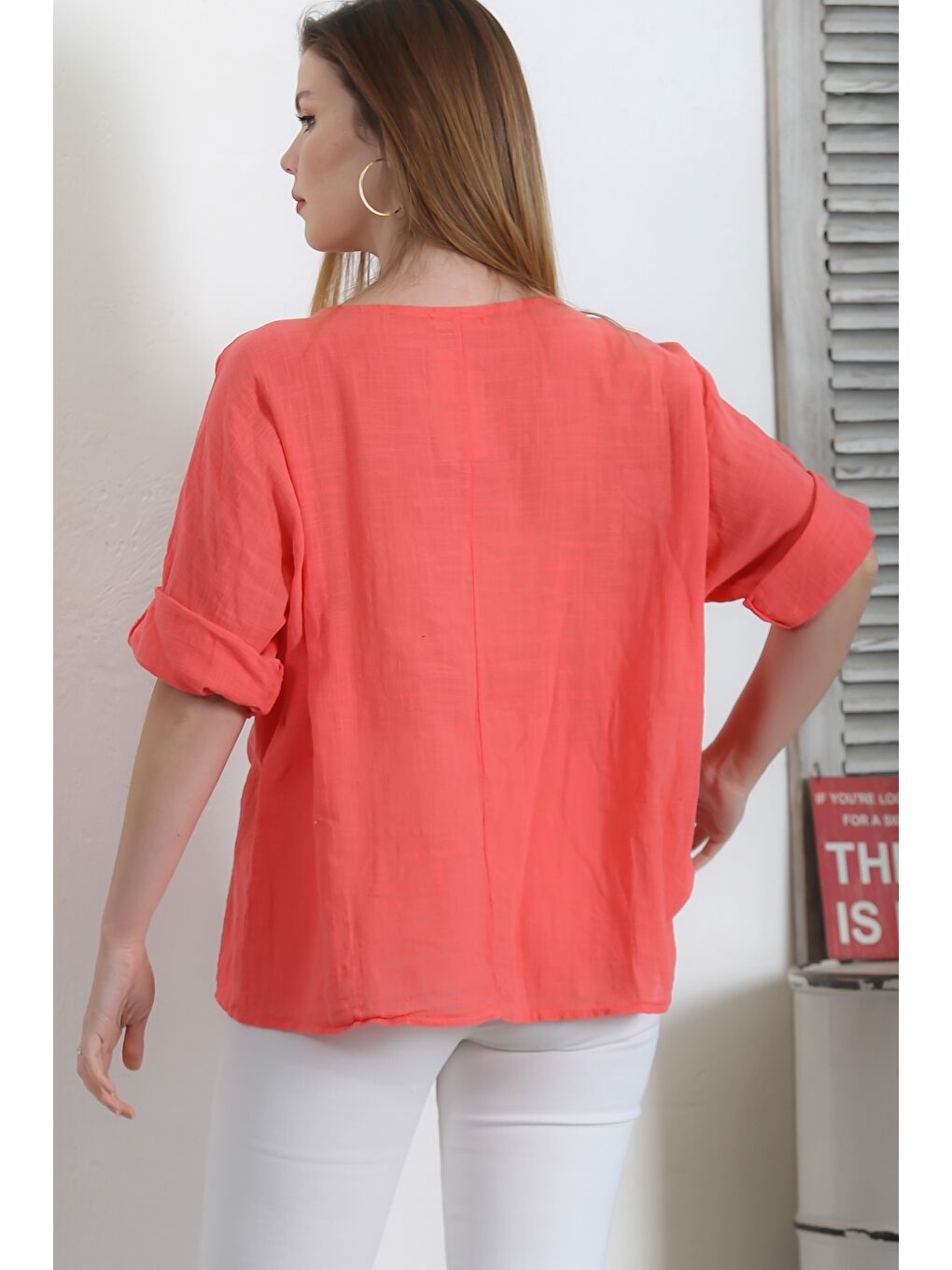 İtalyan Donuk Turuncu Havuz Yaka 3/4 Kol Casual Keten Karışımlı Dokuma Bluz-3