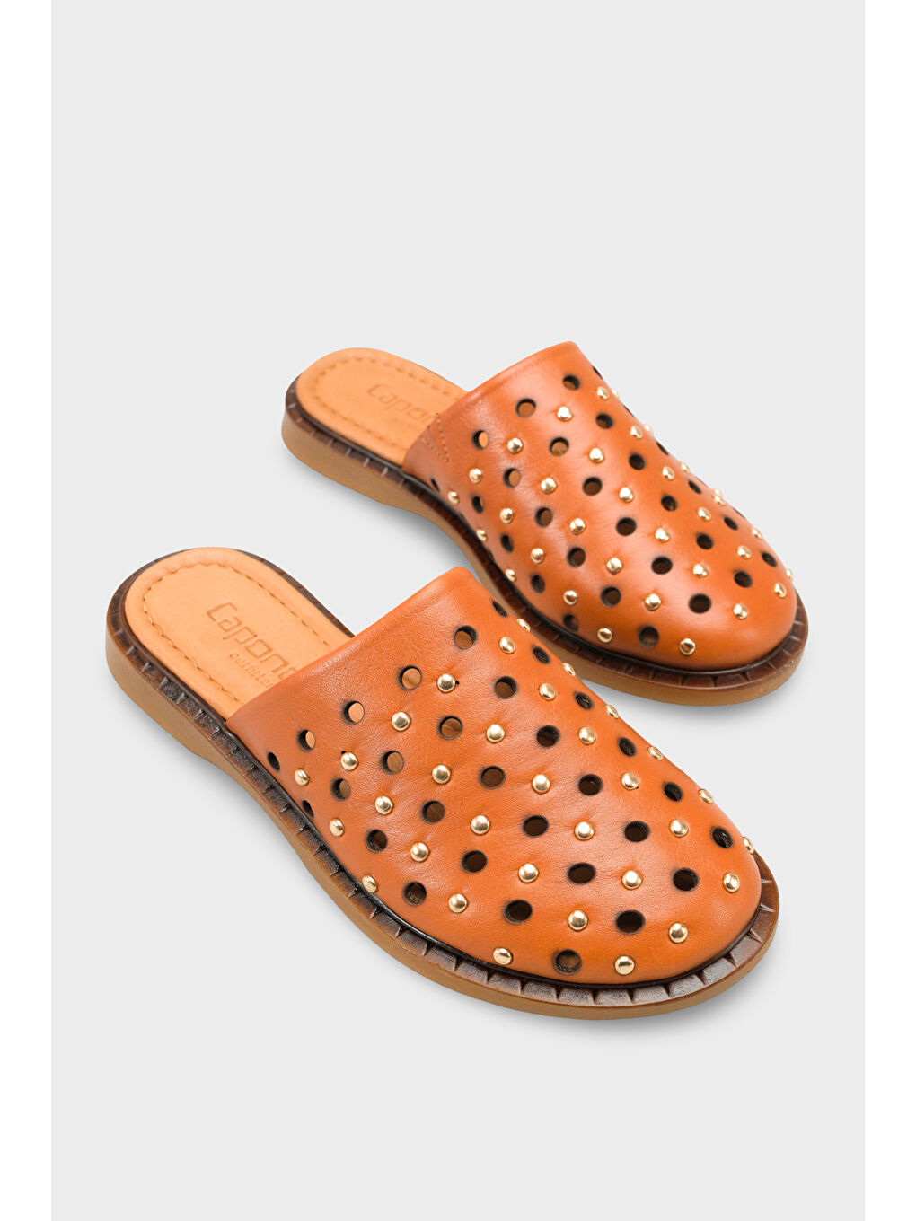 Kahverengi Lidia Hakiki Deri Düz Topuklu Zımbalı Kadın Sabo Terlik-1