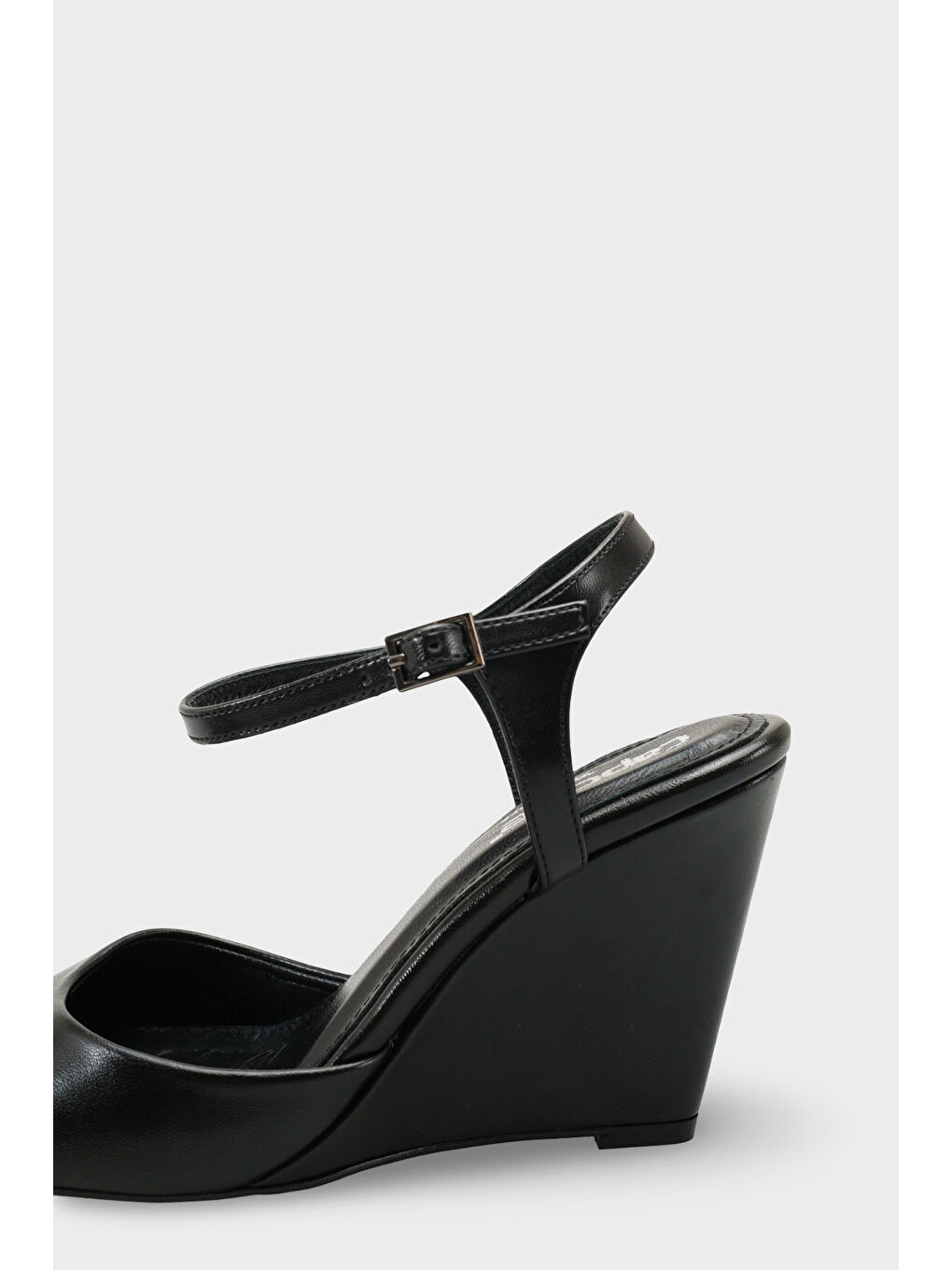 Siyah Fanni Hakiki Deri Astarlı Feta Dolgu Topuklu Bilekten Bantlı Kadın Ayakkabı-3