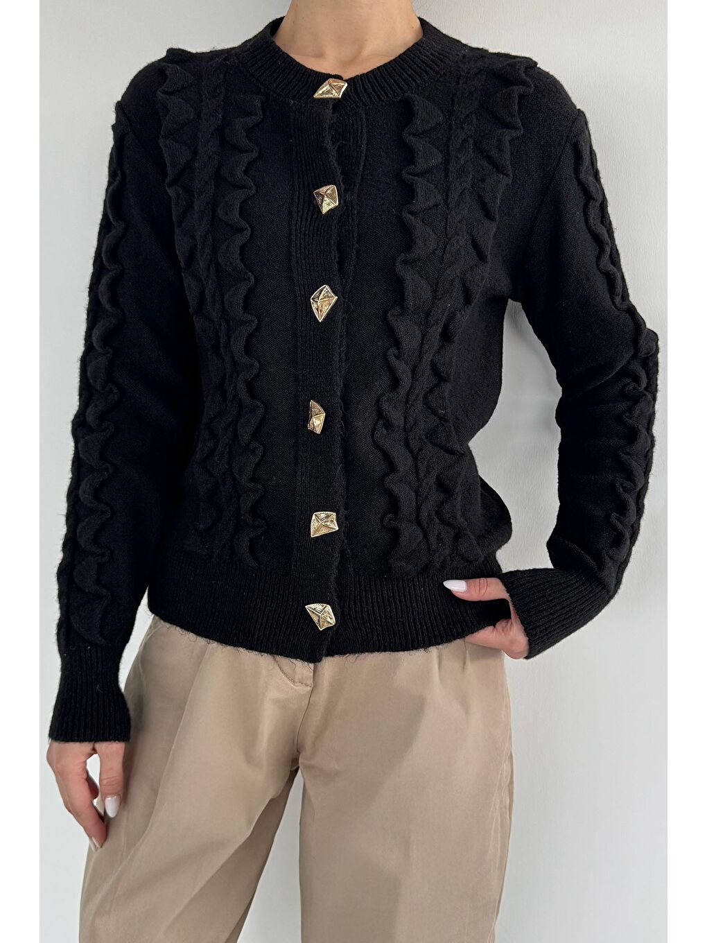 Siyah Kadın Gold Düğme Detaylı Triko Hırka