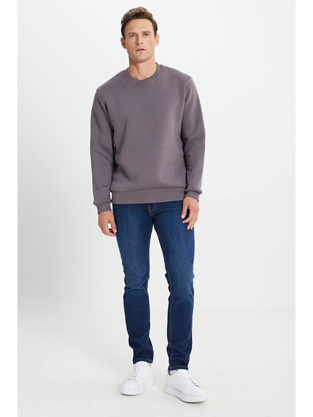 Erkek Koyu Gri Standart Fit Normal Kesim İçi Polarlı Bisiklet Yaka Sweatshirt-1