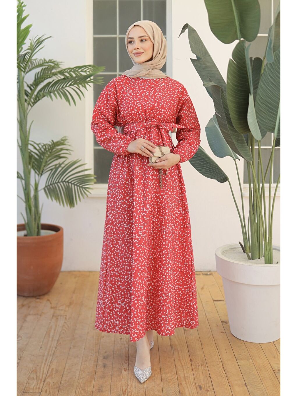 Kırmızı Desenli Kolu Büzgülü Elbise Kirmizi - 26622-1