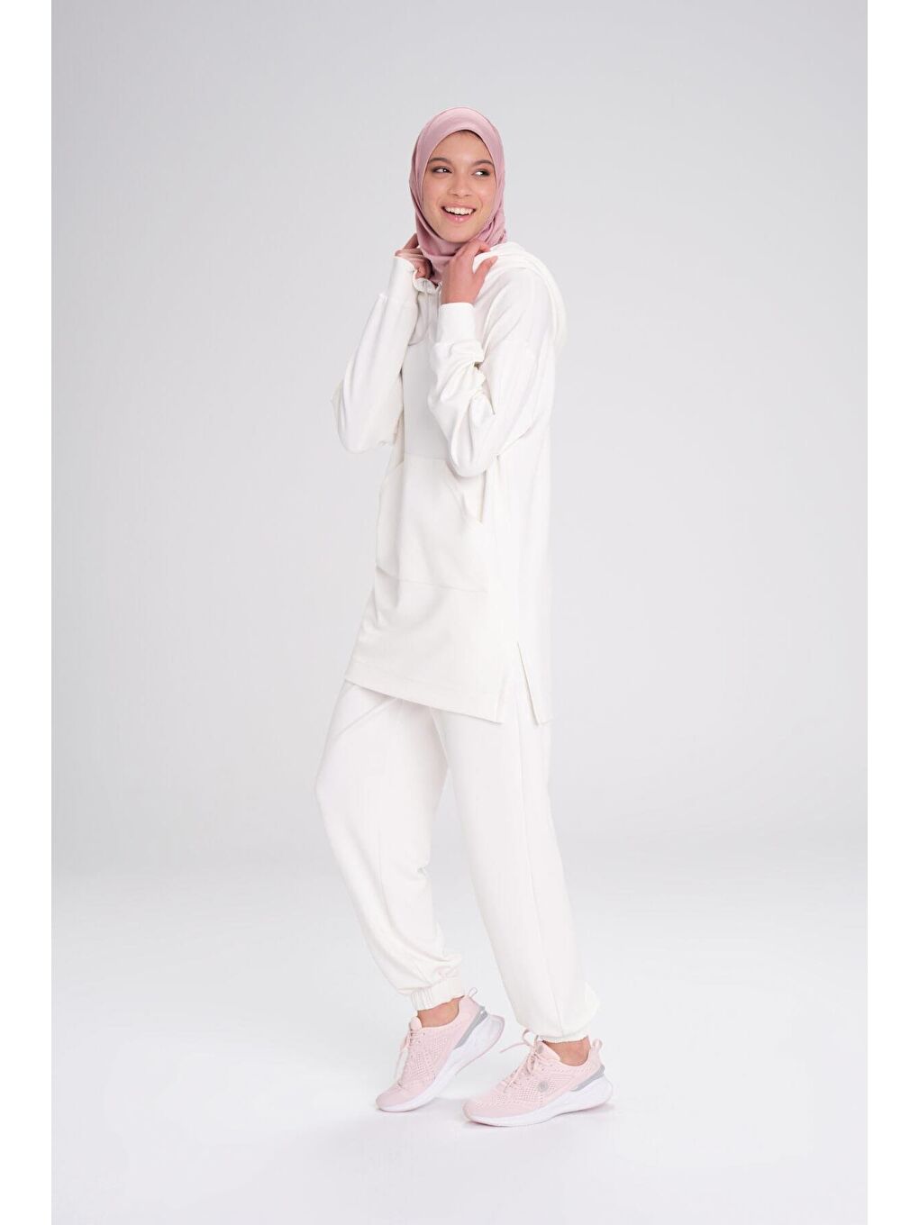 Yumuşak Dokulu Kapüşonlu Ekru Basic Günlük Sweatshirt Act 13-3