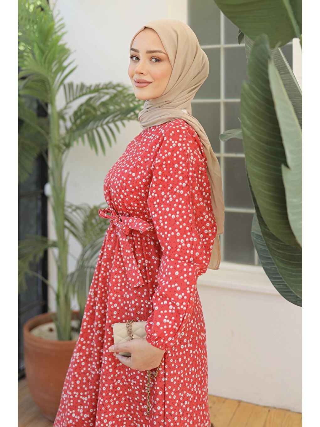 Kırmızı Desenli Kolu Büzgülü Elbise Kirmizi - 26622-3
