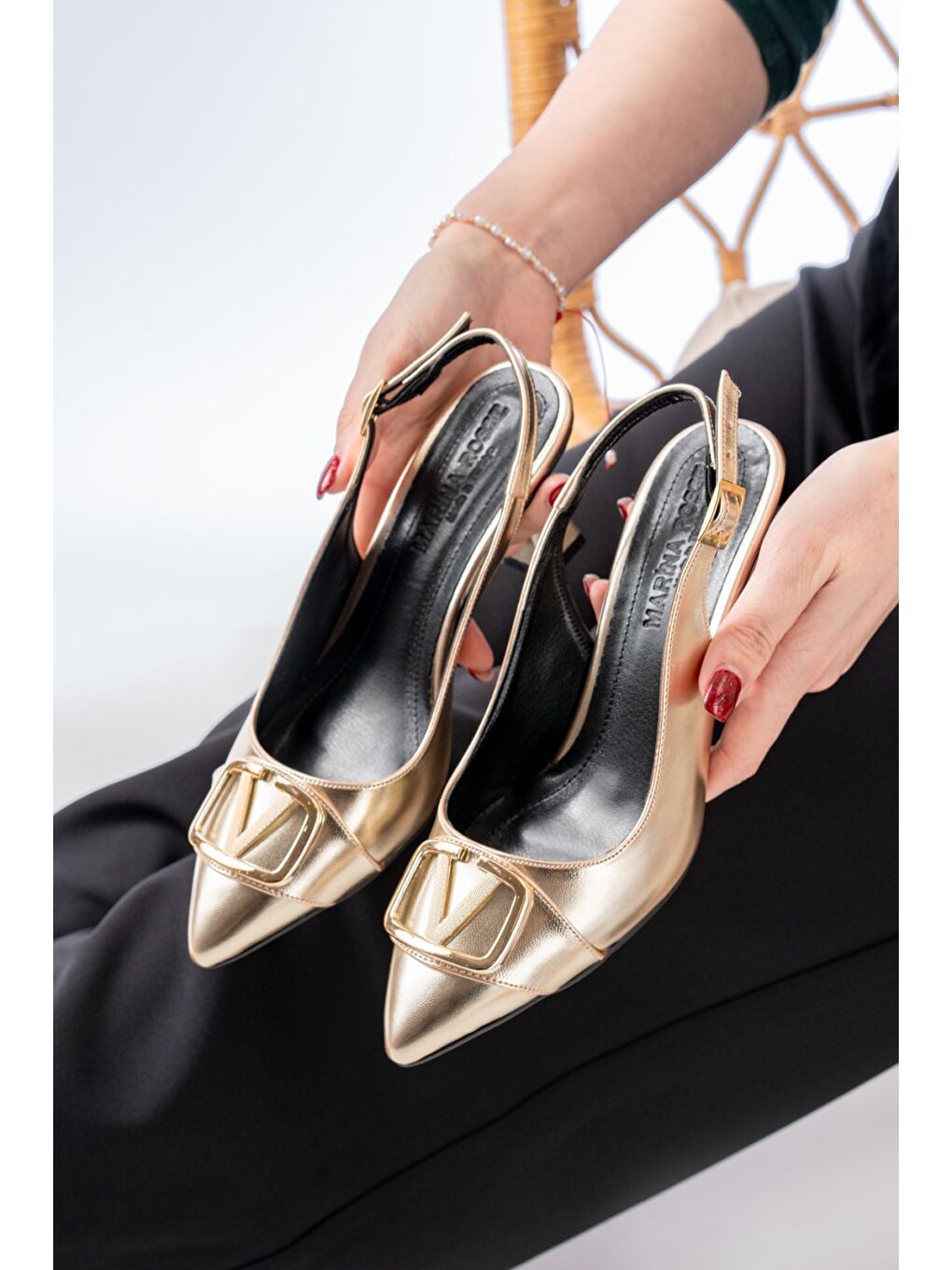 Sarı Kadın Sante Gold Toka Detaylı Topuklu Ayakkabı-2