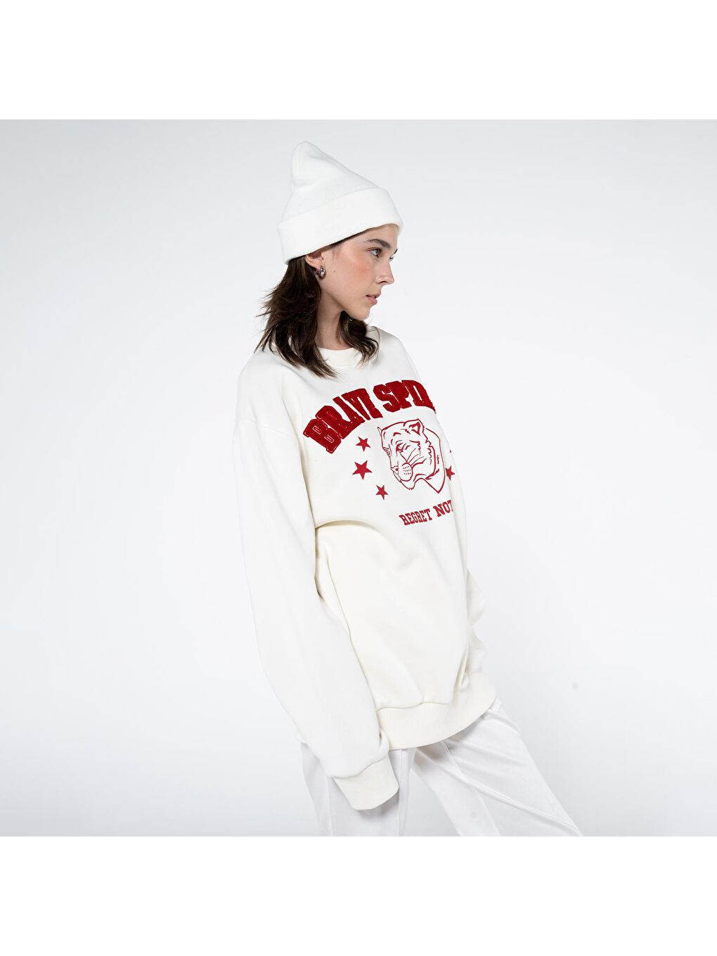 Kadın Kırık Beyaz Bisiklet Yaka Ekstra Oversize Sweatshirt-2