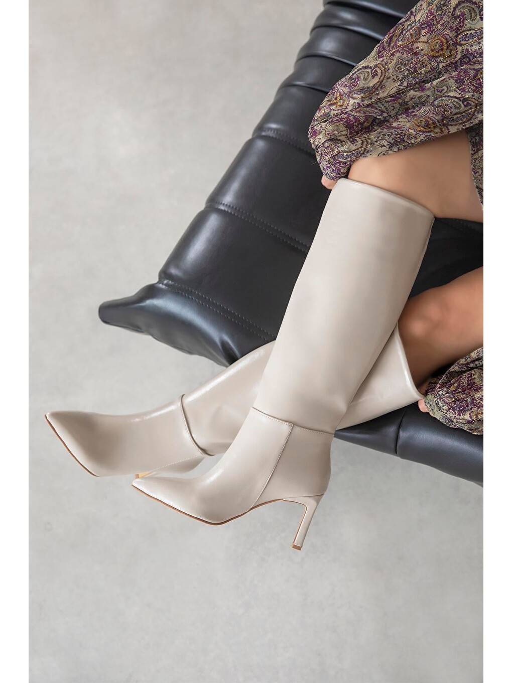 Nadia Kadın Kırışık Deri Çizme Bej-1