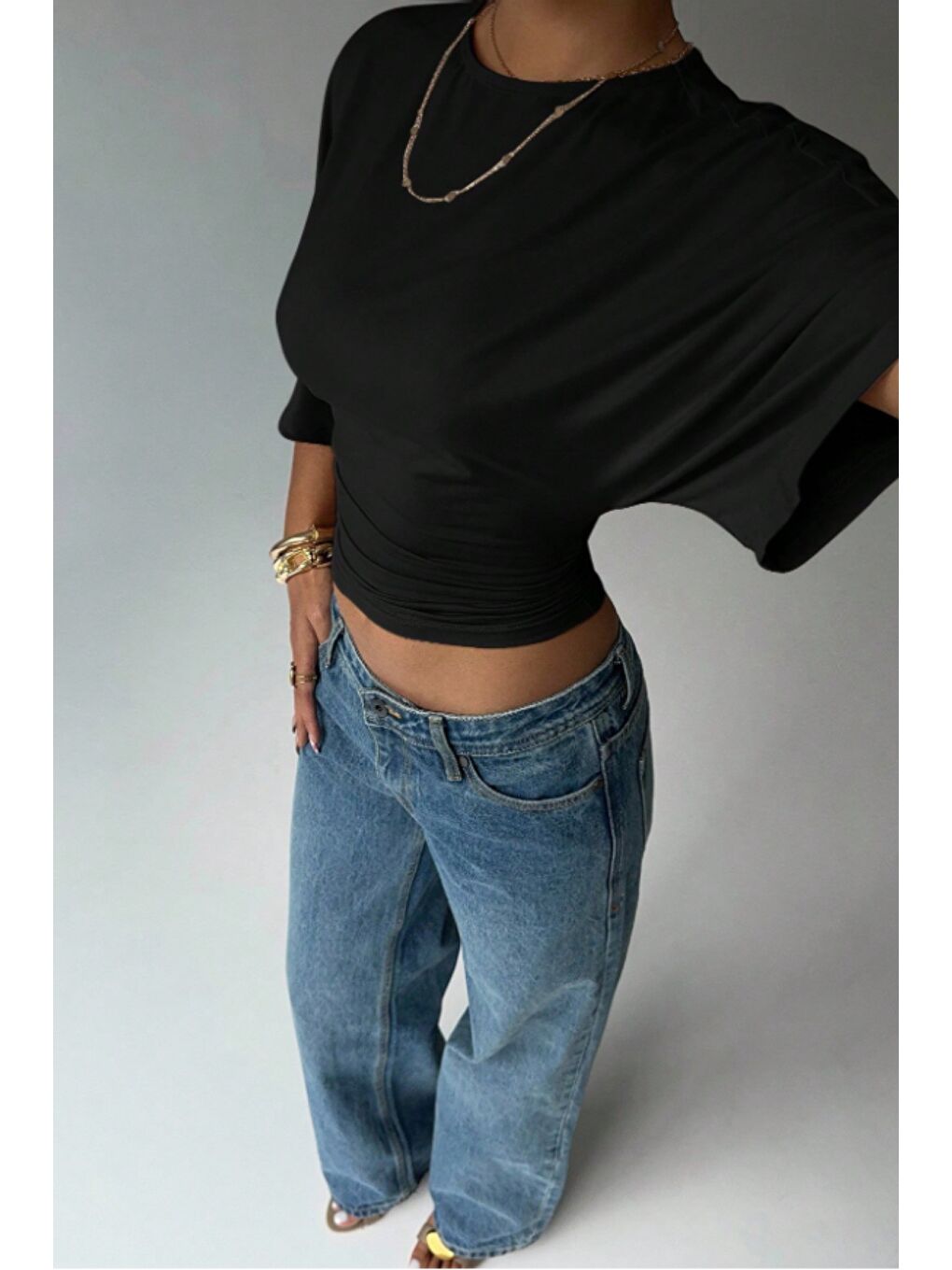 Siyah Kadın Crop Bluz Yarım Kol Salaş Fit Yüksek Bel Büzgülü Basic Tişört-2