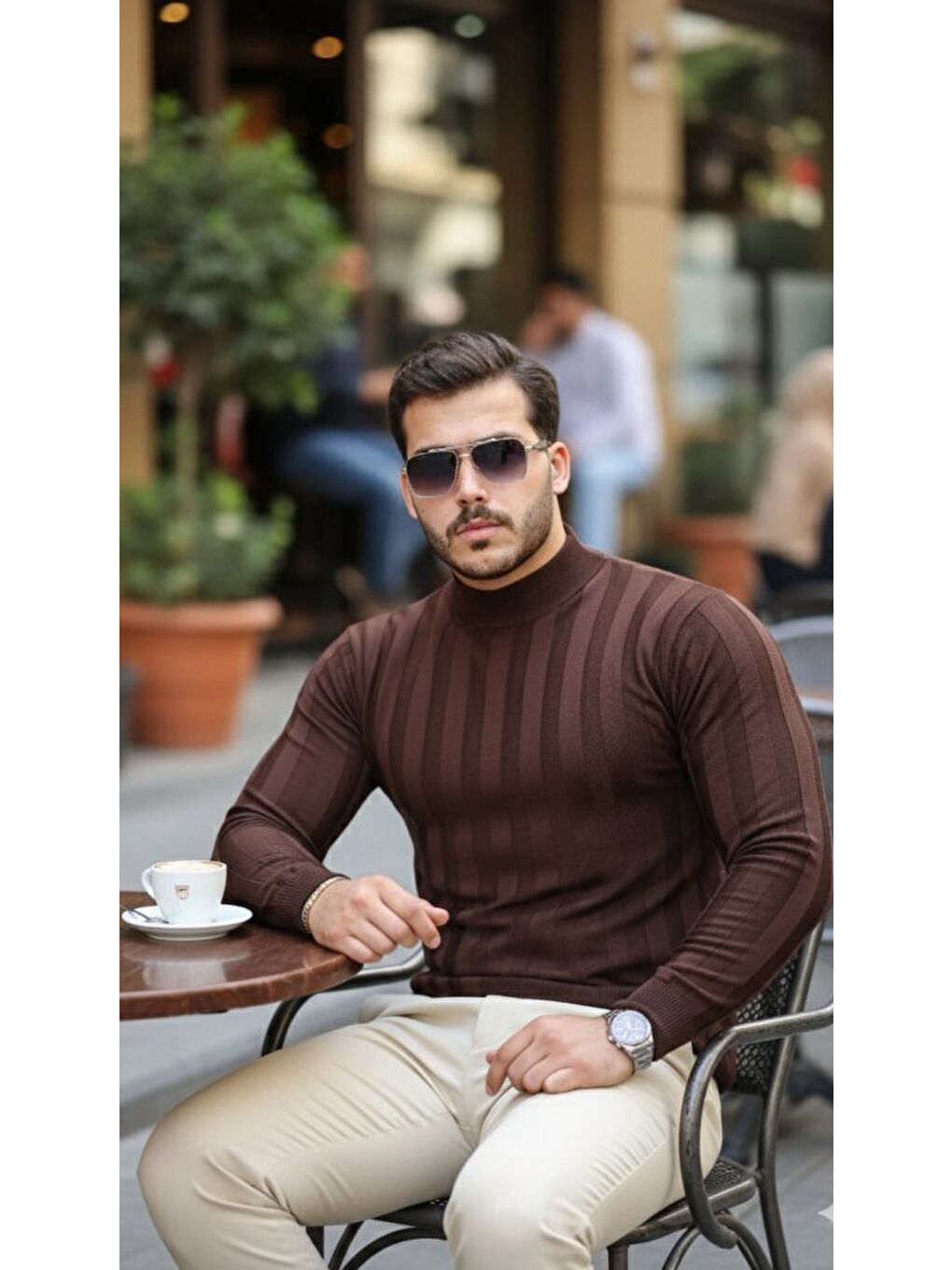 Kahverengi Erkek Yarım Balıkçı Yaka Kabartma Desenli Triko-2