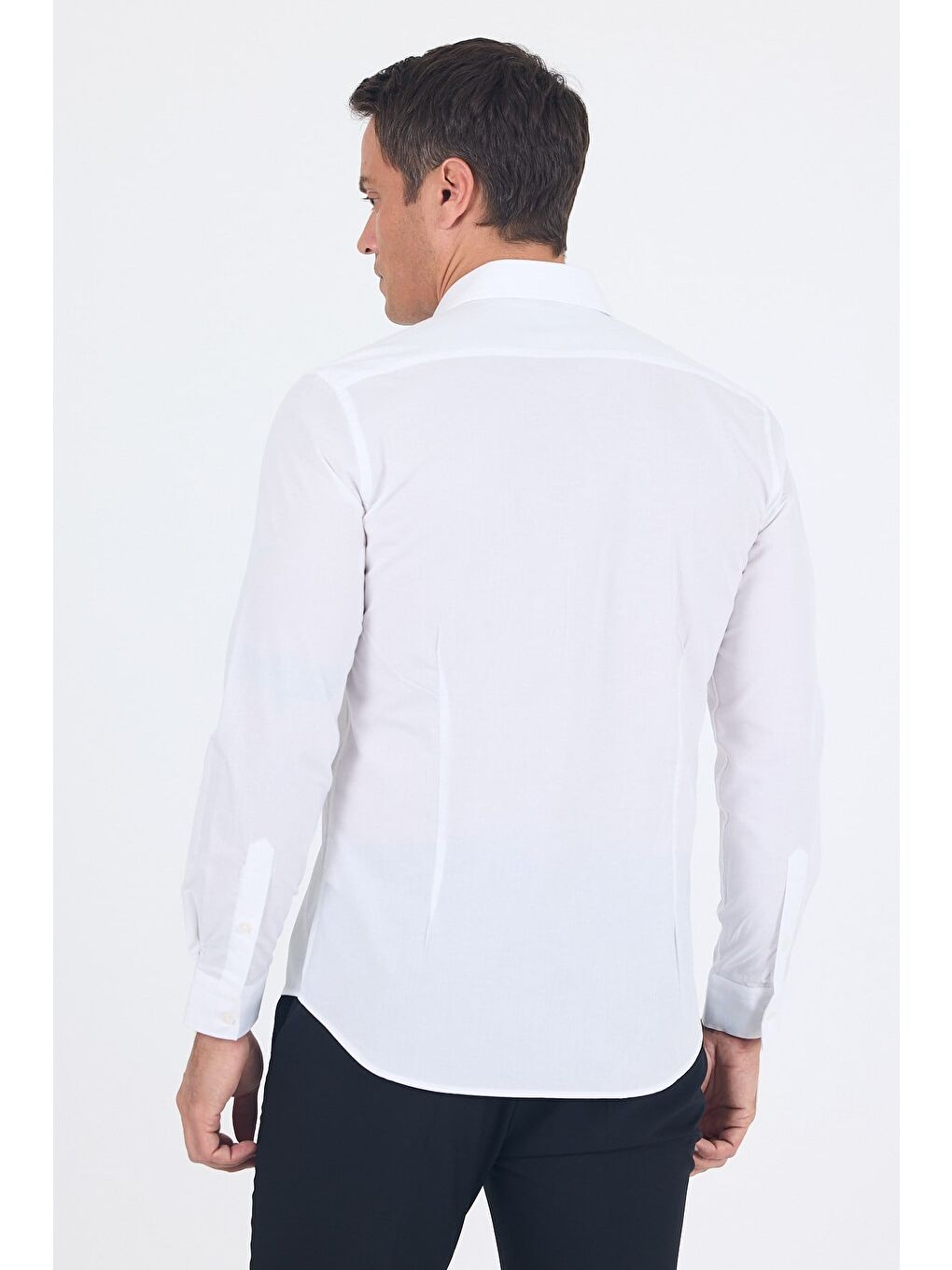 Beyaz Klasik Yaka Uzun Kol Cepsiz Slim Fit Basic Pamuklu Gömlek 1004255008-4