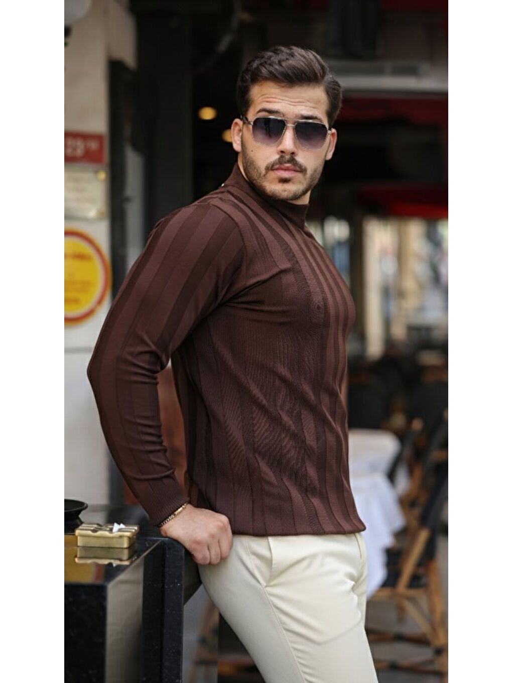 Kahverengi Erkek Yarım Balıkçı Yaka Kabartma Desenli Triko-3
