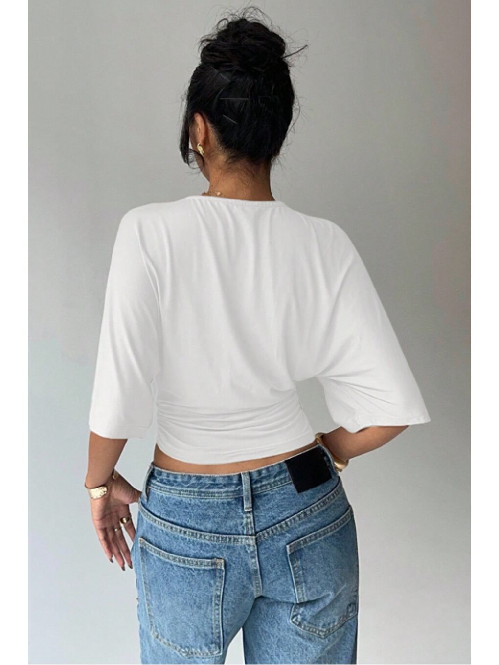 Beyaz Kadın Crop Bluz Yarım Kol Salaş Fit Yüksek Bel Büzgülü Basic Tişört-6