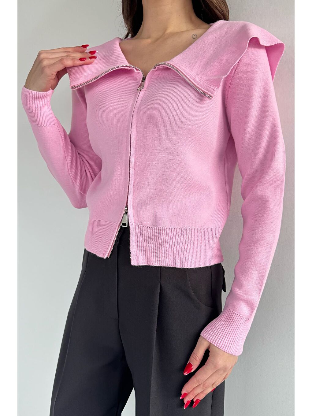 Pembe Kadın Bebe Yaka Fermuarlı Triko Bluz-2