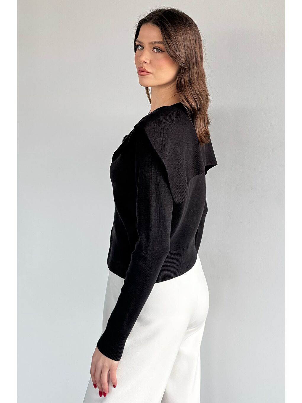 Siyah Kadın Bebe Yaka Fermuarlı Triko Bluz-3