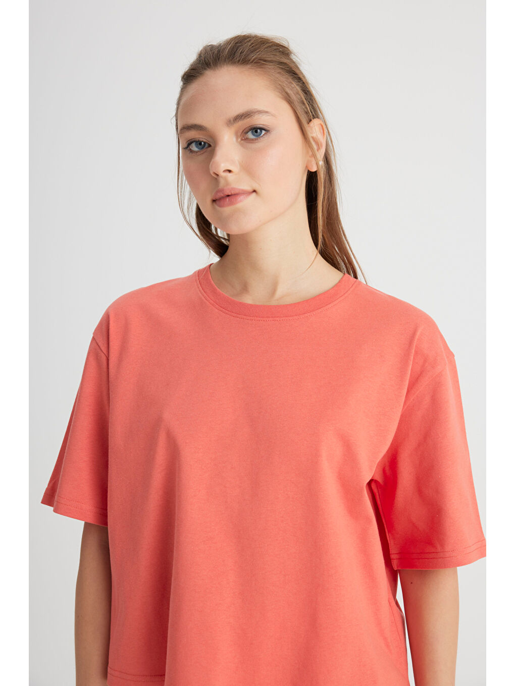 Relaxed Fit Geniş Kesim Bisiklet Yaka %100 Pamuk Turuncu Tişört-1