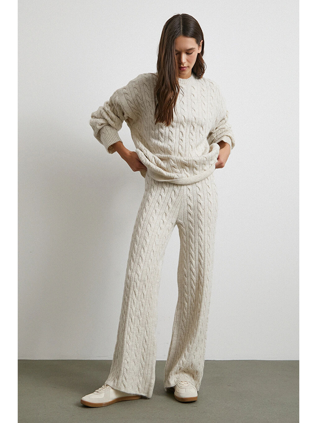 Desenli Şardonlu Triko Takım Ekru-2