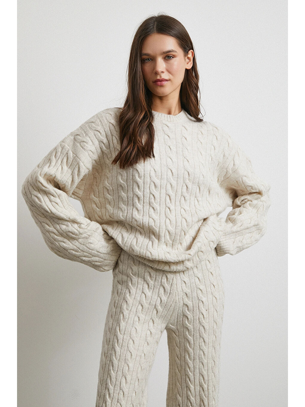 Desenli Şardonlu Triko Takım Ekru-3