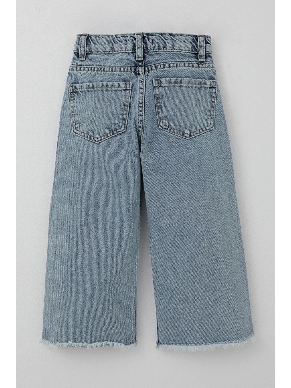 Kız Çocuk Jean Pantolon Fiyonk Nakışlı Paça Kısmı Püskül Detaylı Açık Mavi (3-7 Yaş)-4