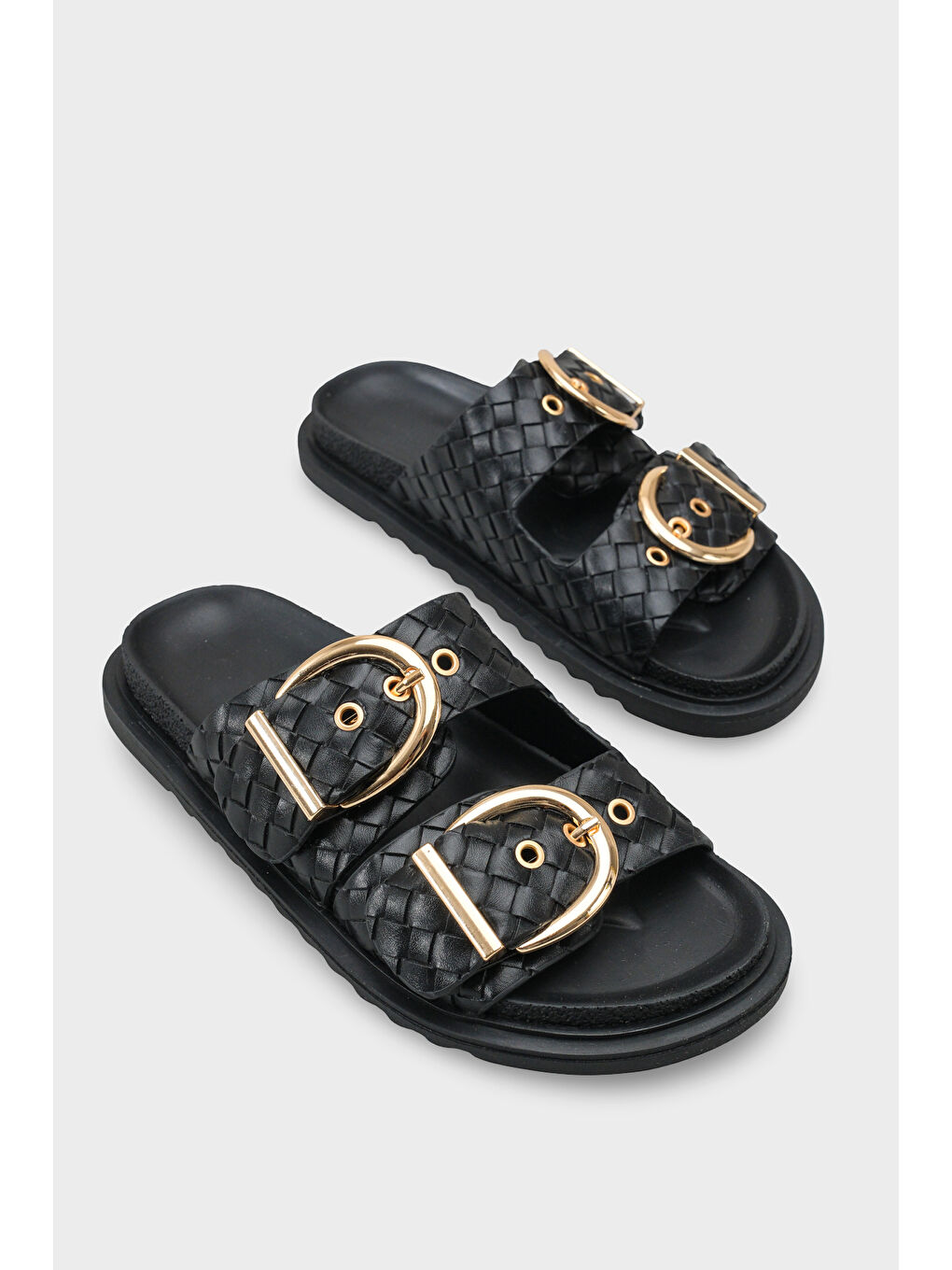 Siyah Abbie Düz Topuklu Metal Tokalı Konfor Kadın Terlik-1