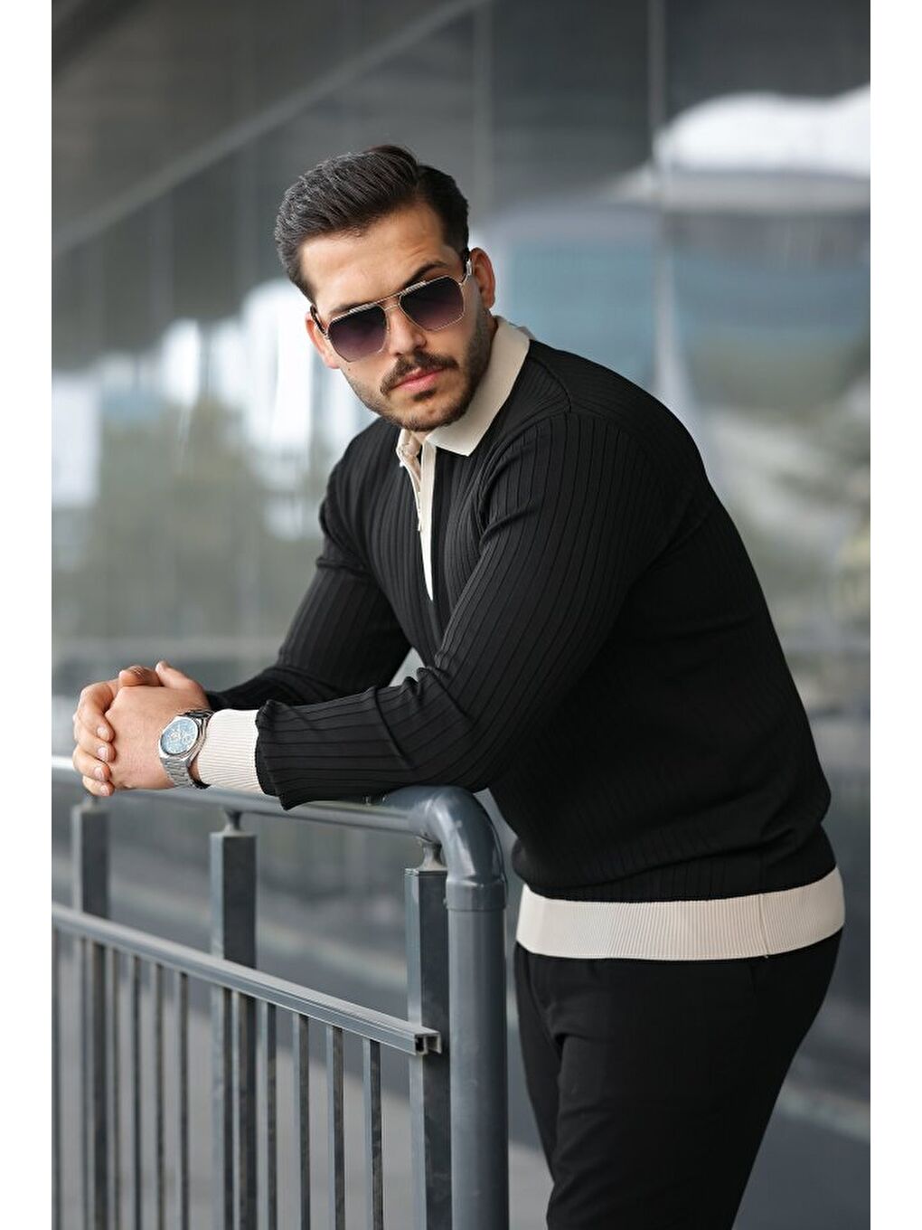 Siyah Erkek Kol Ve Yaka Detaylı Uzun Kollu Triko