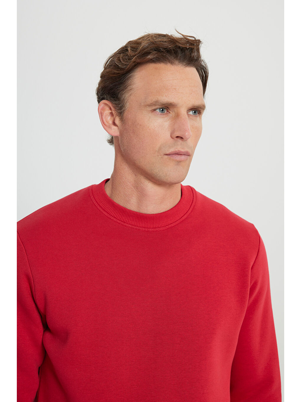 Erkek Kırmızı Standart Fit Normal Kesim İçi Polarlı Bisiklet Yaka Sweatshirt-3