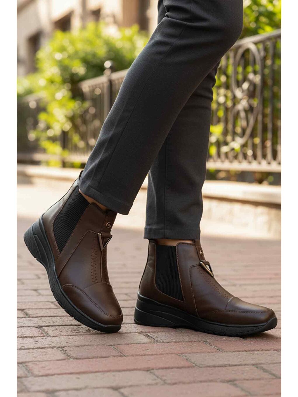 Kahverengi Kahve Hakiki Deri İçi Polarlı Darbe Emici Anatomik Kadın Bot 4153 Z-2