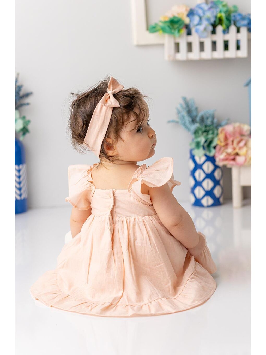 Turuncu Kız Bebek Yakası Ve Eteği Fırfırlı Nakışlı Vual Elbise - Yavruağzı-1
