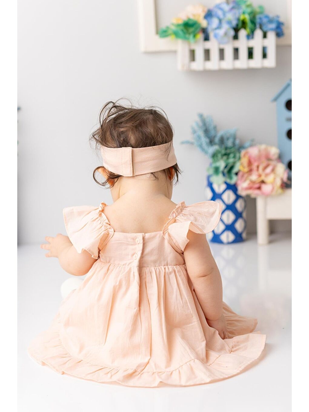 Turuncu Kız Bebek Yakası Ve Eteği Fırfırlı Nakışlı Vual Elbise - Yavruağzı-3