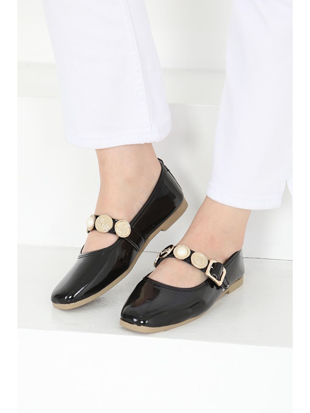 Kadın Siyah Rugan İncili Babet Ayakkabı - 27288-2