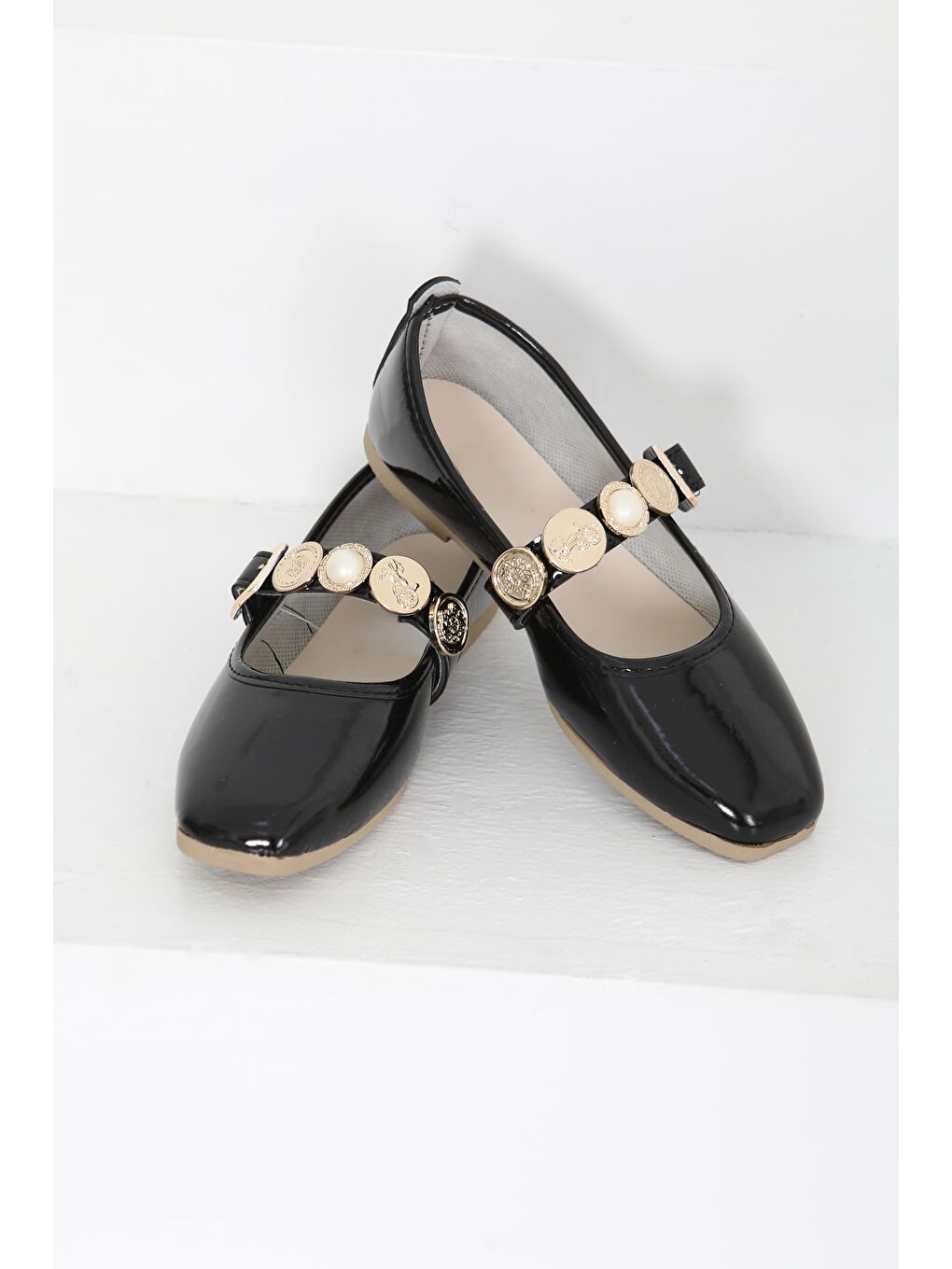 Kadın Siyah Rugan İncili Babet Ayakkabı - 27288-3