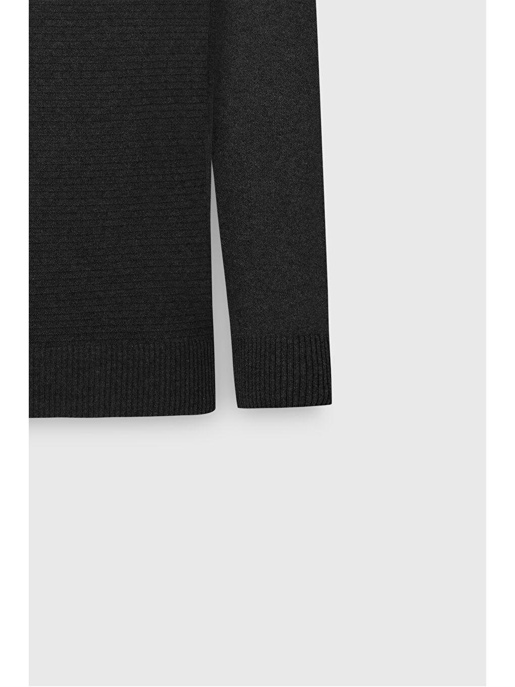 Erkek Siyah Pamuklu Standart Fit Normal Kesim Bisiklet Yaka Jakarlı Triko Kazak-8