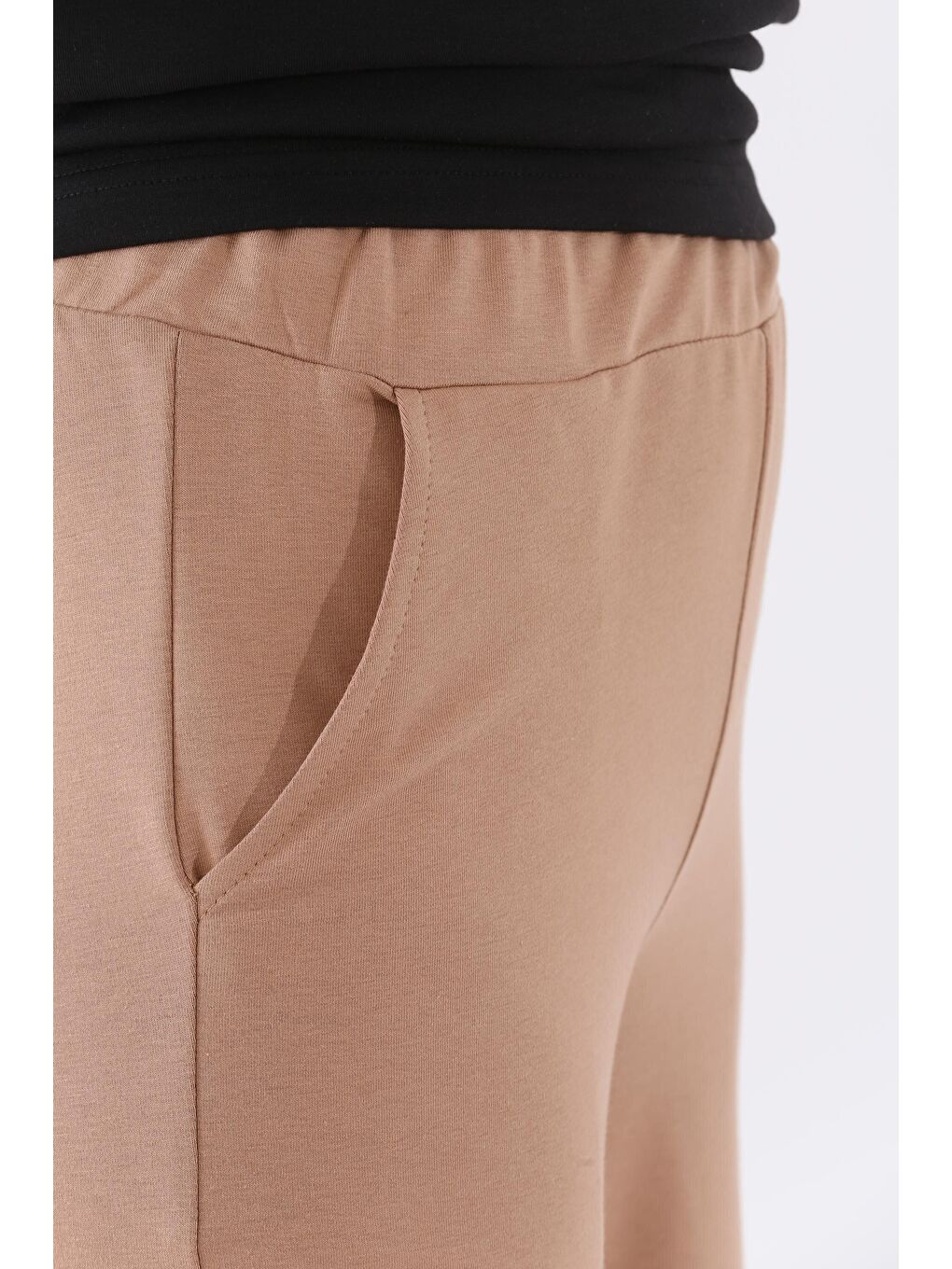 Bej Bisküvi Lastikli Bol Paça Eşofman Altı-4