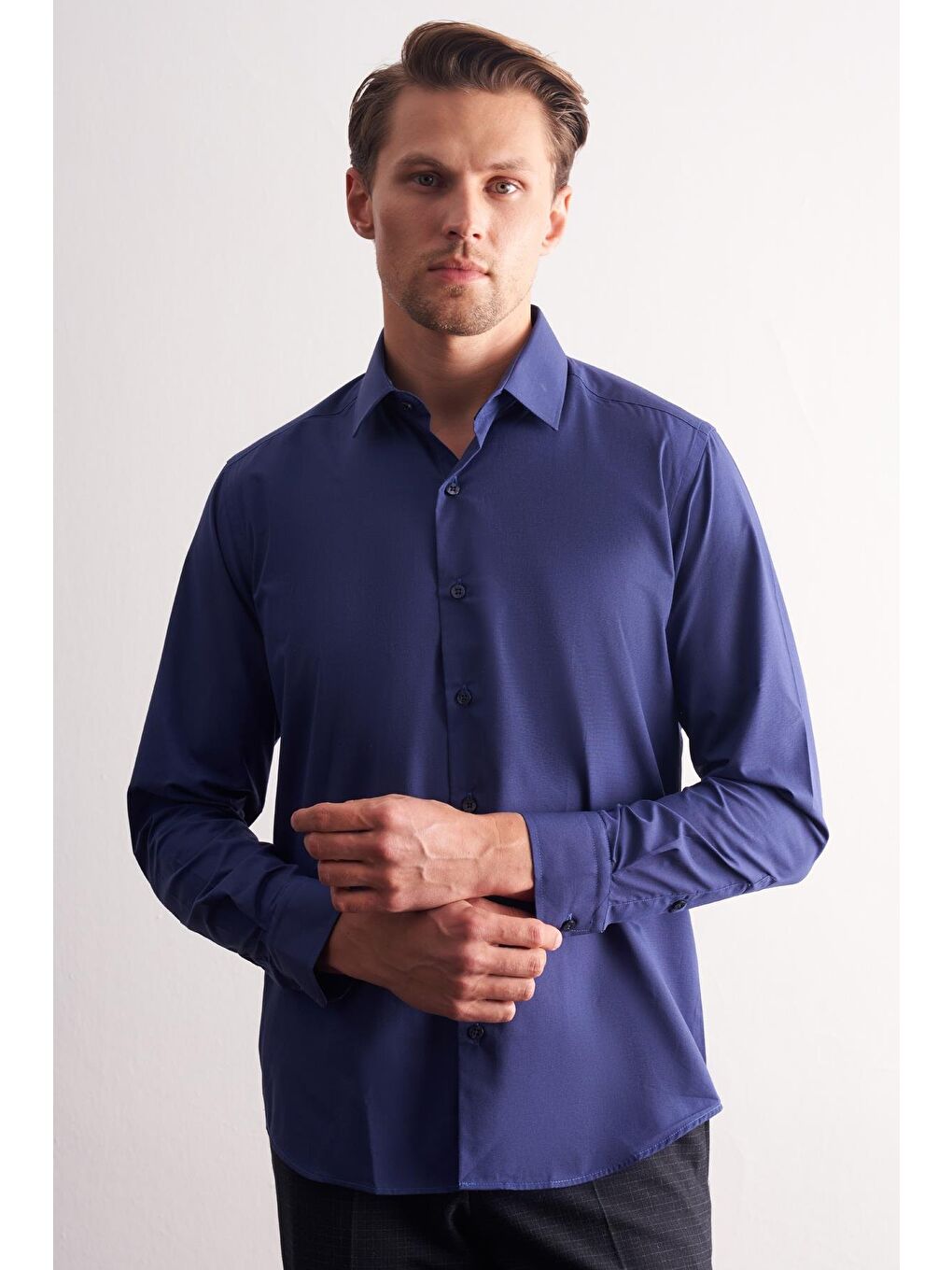 Lacivert Sert Yaka Filafil Desen Uzun Kol Slim Fit Pamuklu Gömlek 1004255181-2