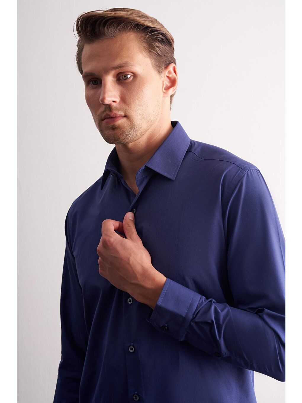 Lacivert Sert Yaka Filafil Desen Uzun Kol Slim Fit Pamuklu Gömlek 1004255181-3