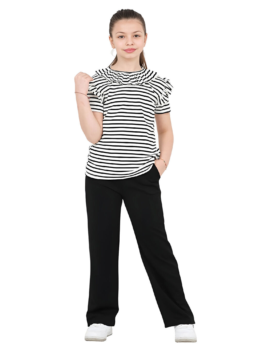 Beyaz Kız Çocuk Yaka ve Omuz Fırfır Detaylı Alt-Üst Takım 4-8 Yaş 12577-2