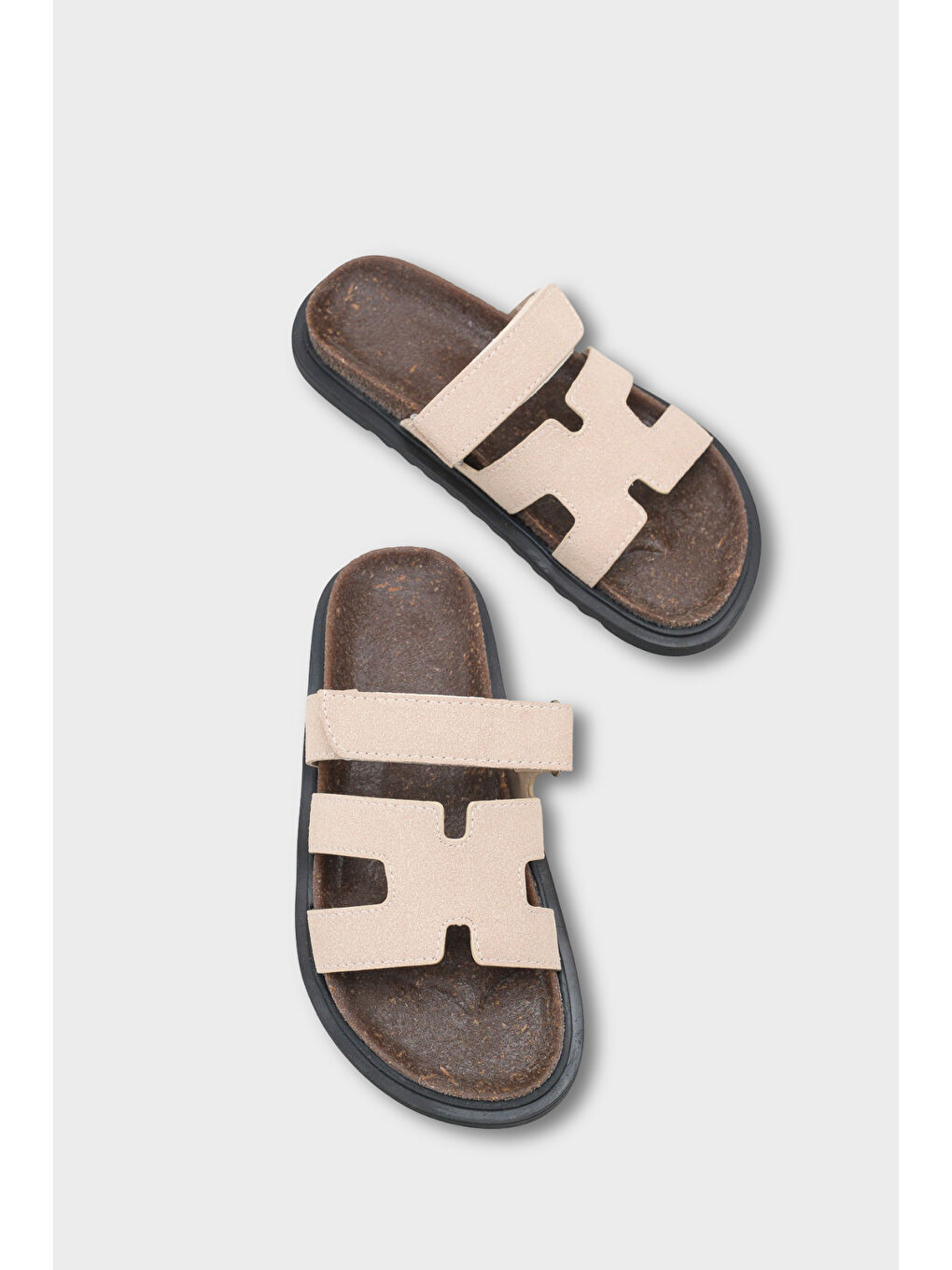 Bej Alicia Düz Topuklu Cırtlı Konfor Kadın Terlik-5