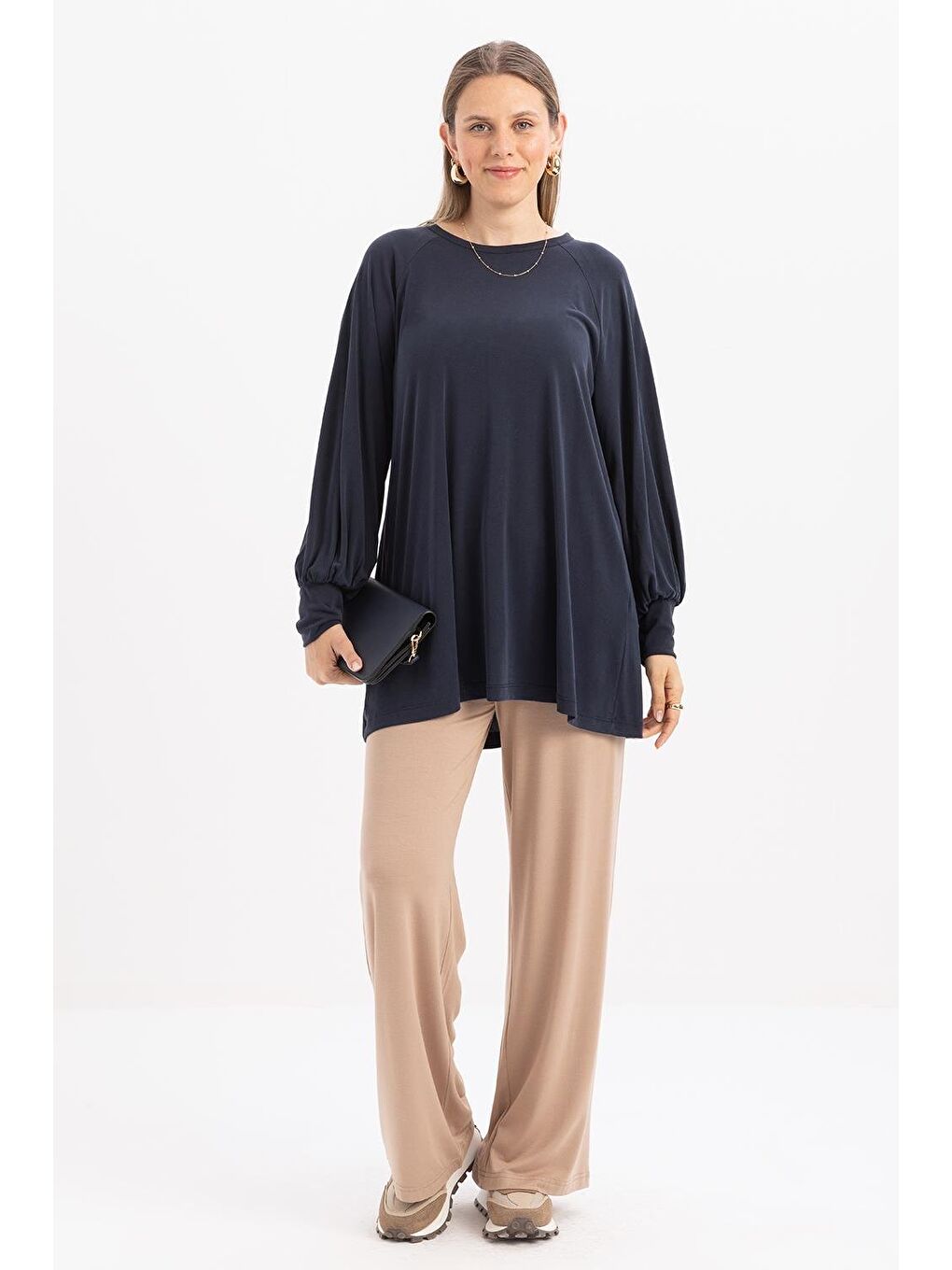 Lacivert-Pamuklu Kolları Büzgülü Uzun Kollu Elastanlı T-Shirt-1