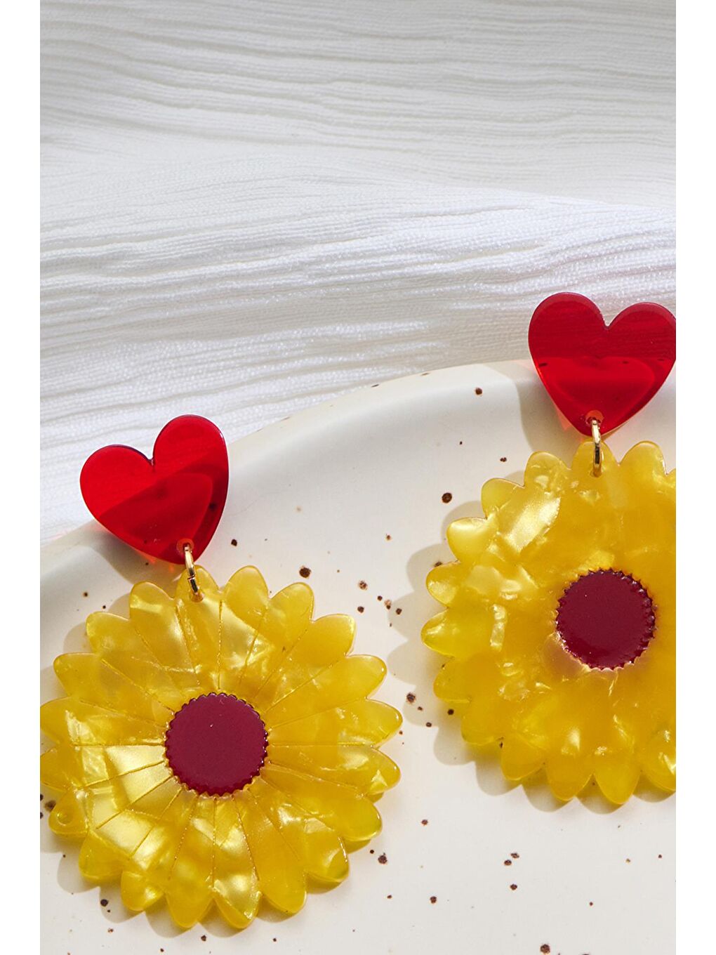 Sarı Ayçiçeği Asetat Küpe-1