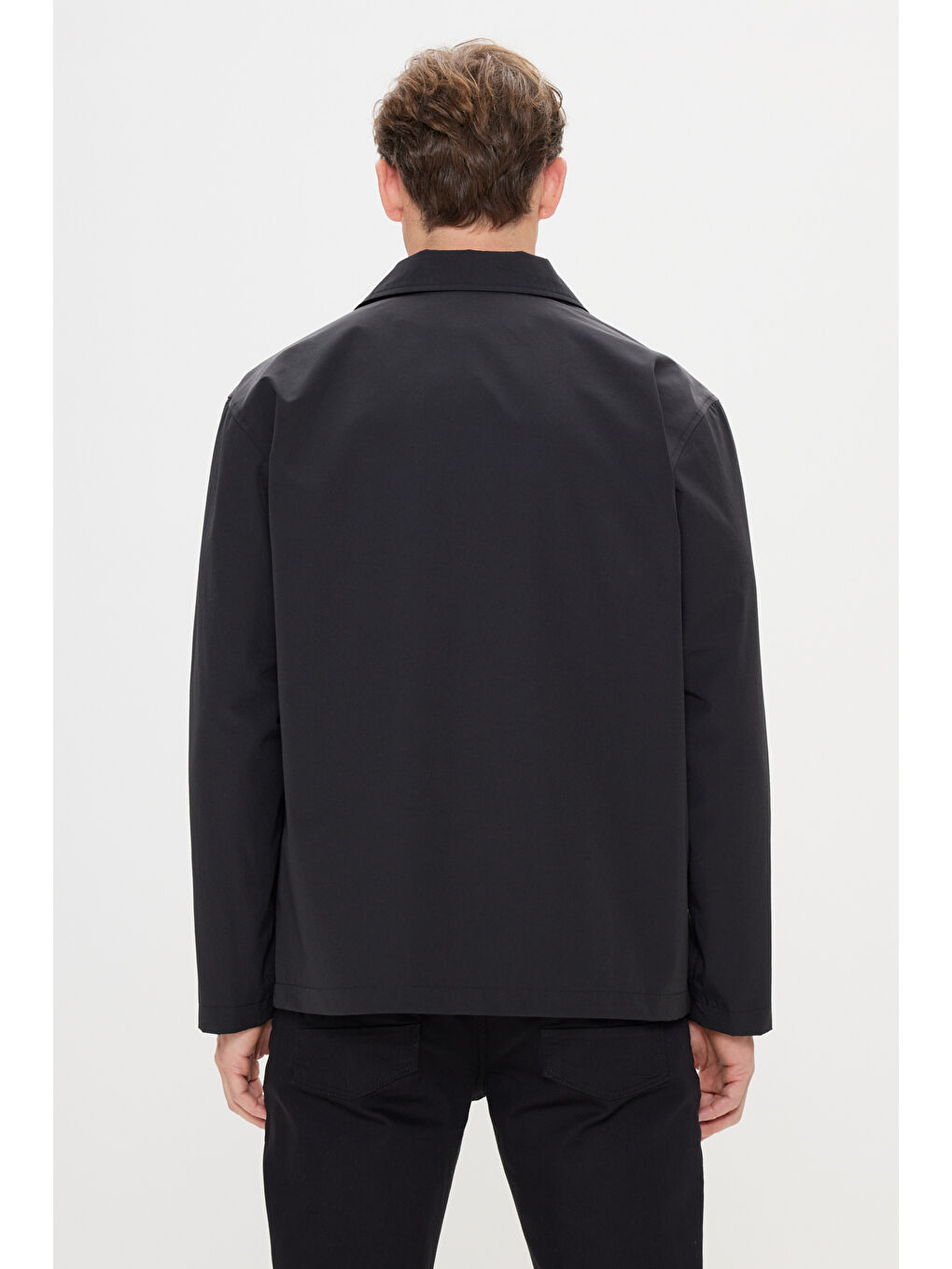 Erkek Siyah Standart Fit Normal Kesim Gömlek Yaka Cepli Rahat Mont-4