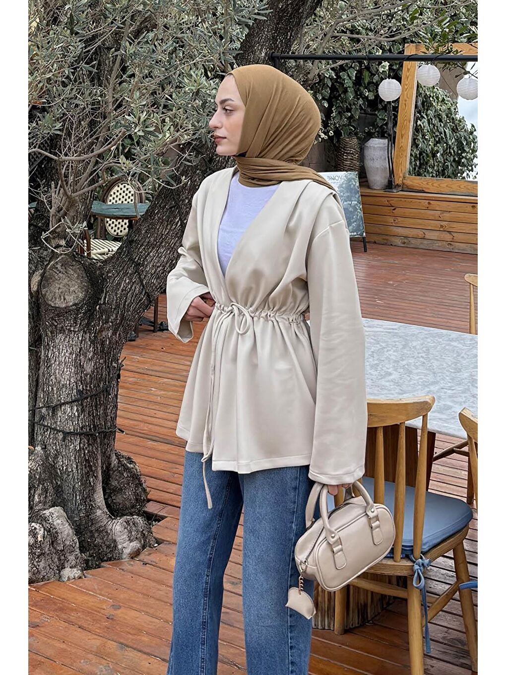 Bej Bağlama Detaylı Ceket Taş-1